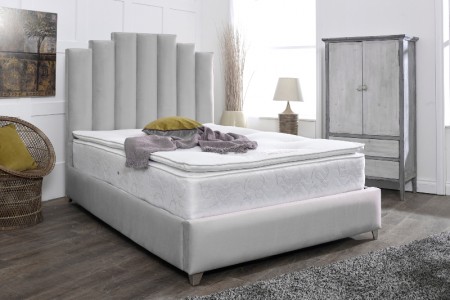 Upholstered Hoiden Bed